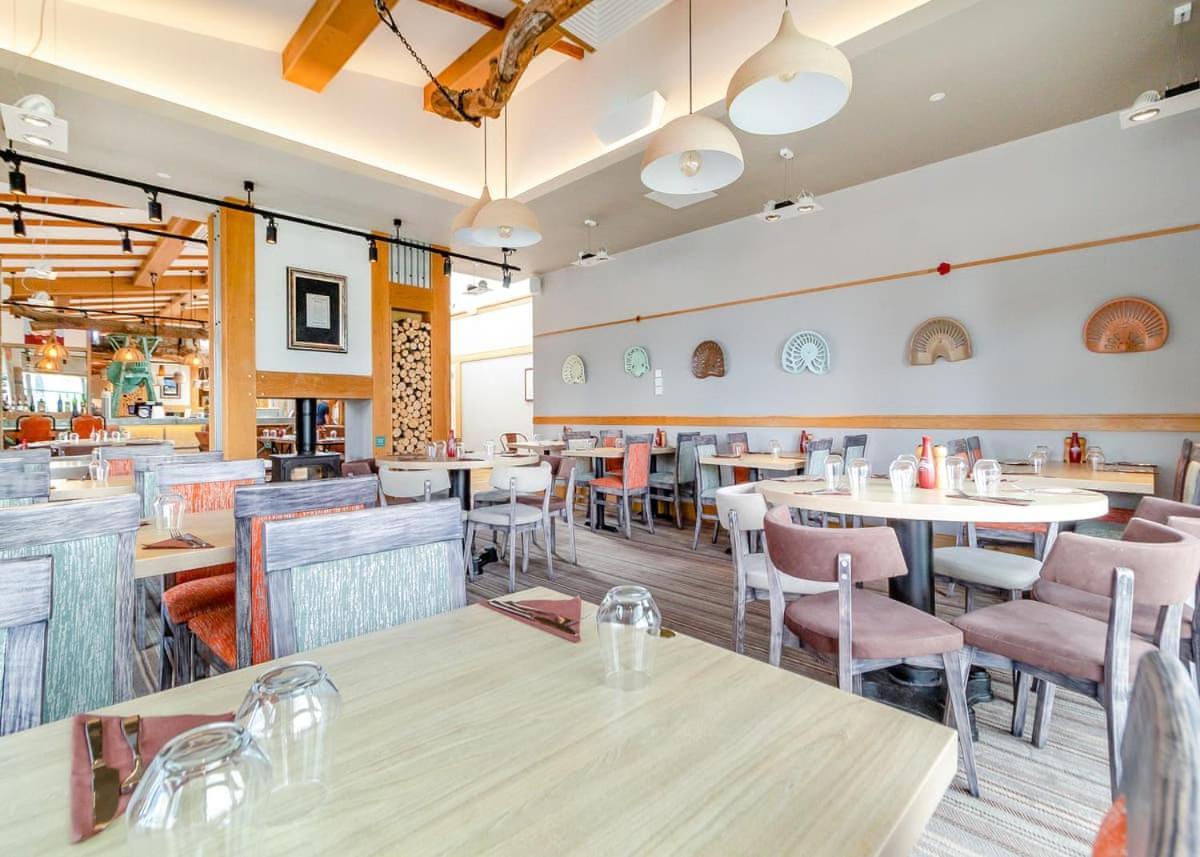Norfolk Woods Resort And Spa Narborough  Εξωτερικό φωτογραφία