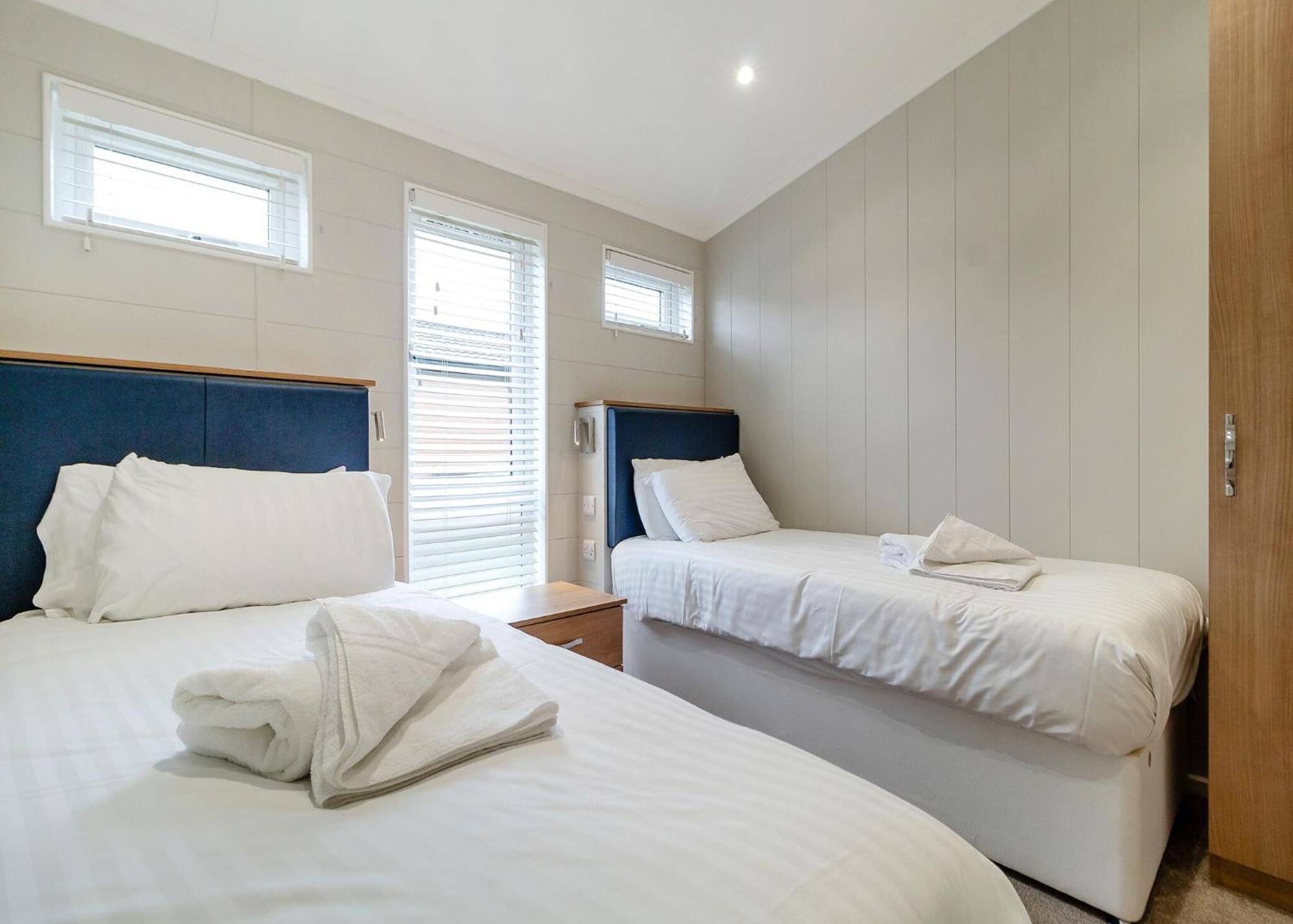 Norfolk Woods Resort And Spa Narborough  Εξωτερικό φωτογραφία