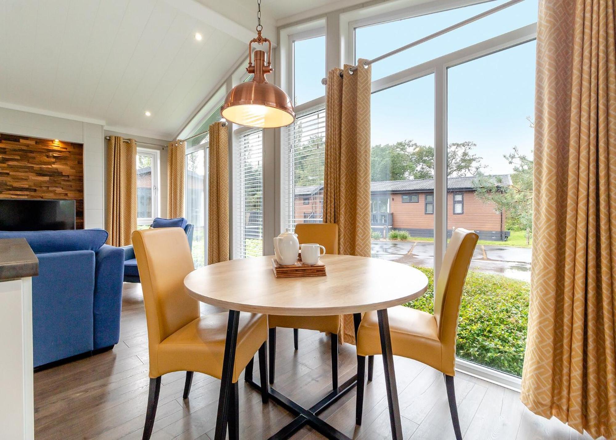 Norfolk Woods Resort And Spa Narborough  Εξωτερικό φωτογραφία
